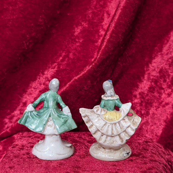 German Bisque Miniature Figurines: Rococo Dancing CoupleVintage 2 1/2" Pair - Picture 3 of 9